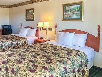 Days Inn Sandersville Exterior photo