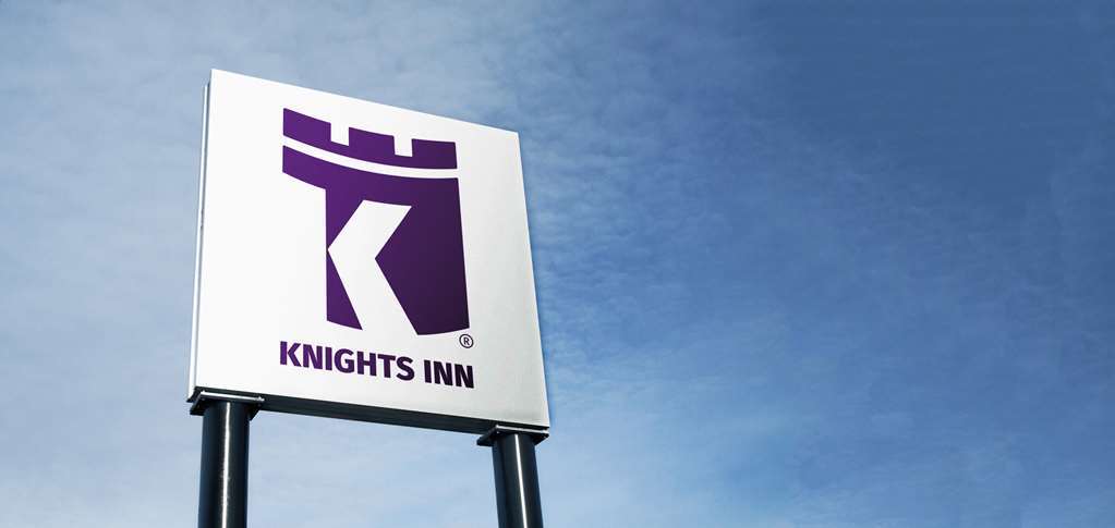 Days Inn Sandersville Exterior photo